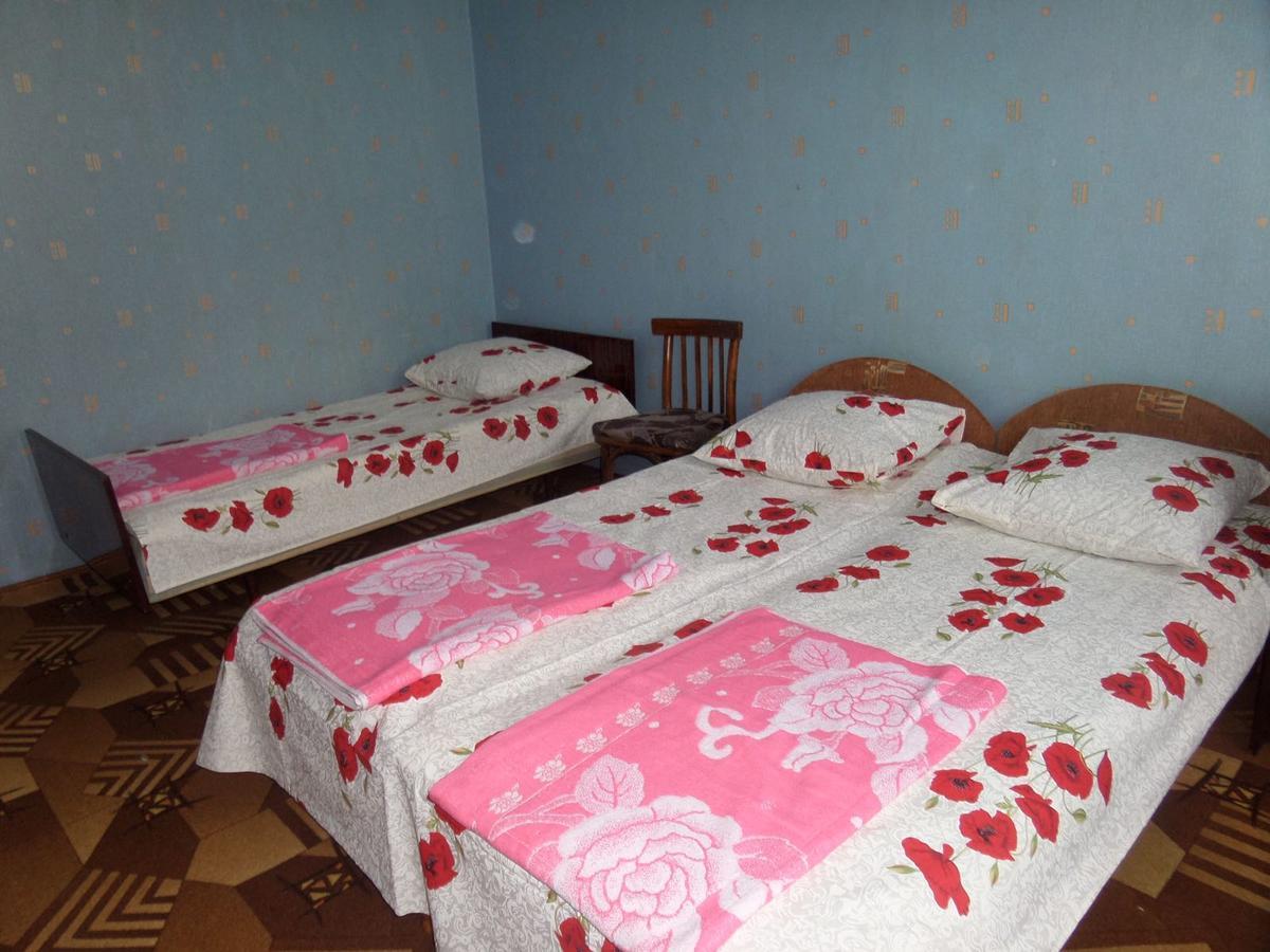 Guest House U Aleny Gagra Exterior photo